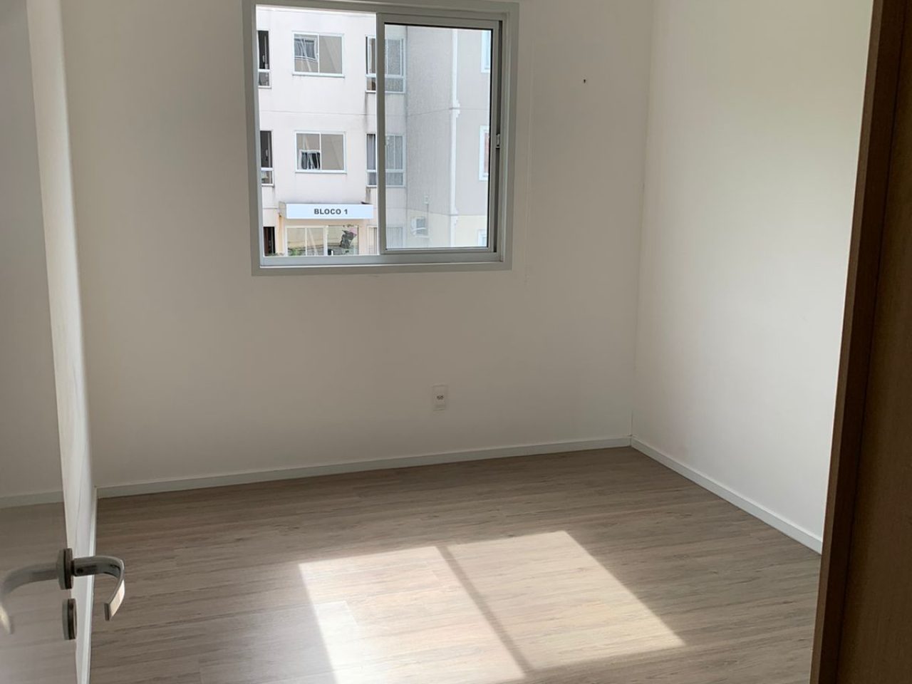 Apartamento Semi-Mobiliado no Bairro Rio Pequeno (10)