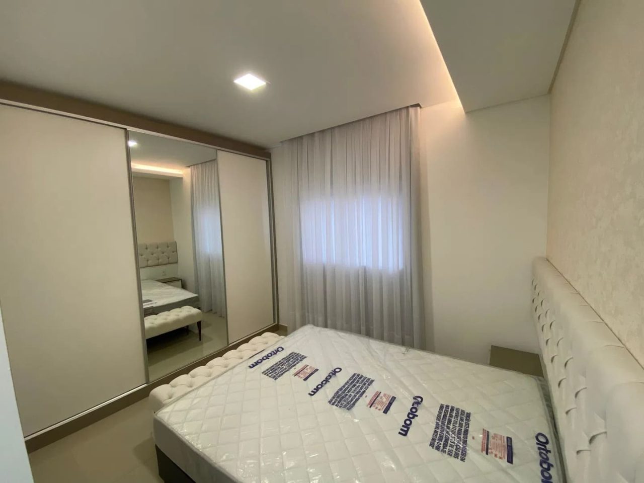 Apartamento à Venda no Bairro Tabuleiro, em Camboriú - 2 Dormitórios com Suíte e Área de Lazer Completa (23)